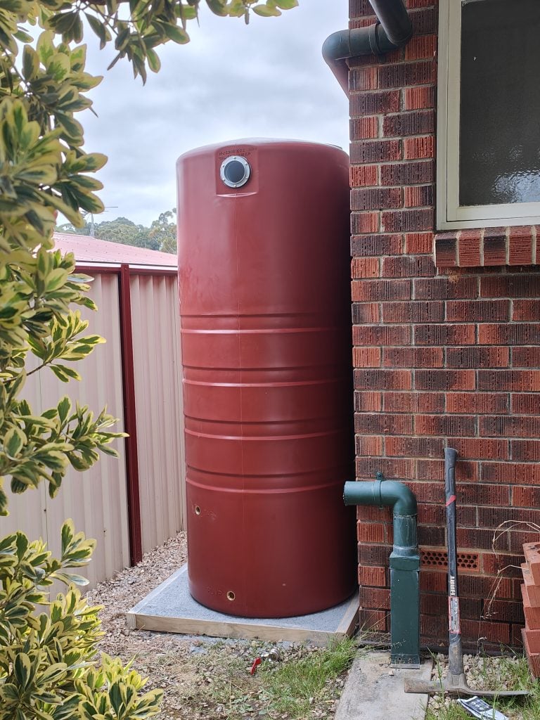 3,000 Litre Slimline Rainwater Tank