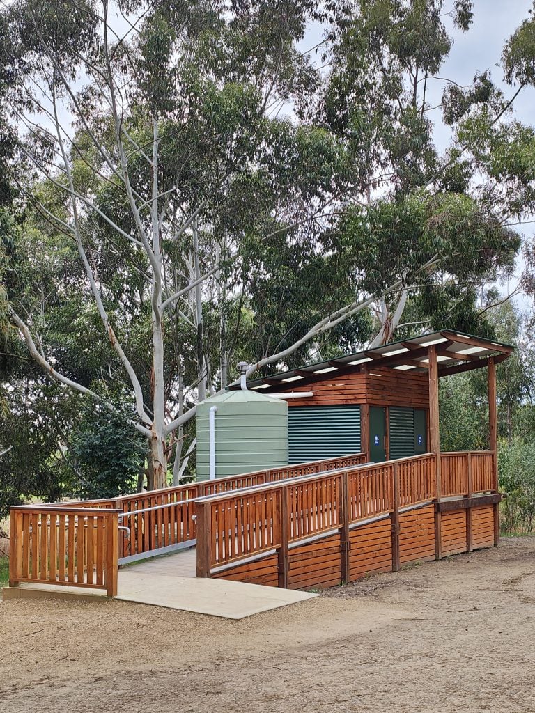5,000 Litre Tall Rainwater Tank