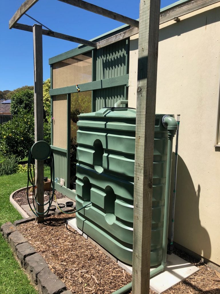 1,000 Litre Slimline Rainwater Tank